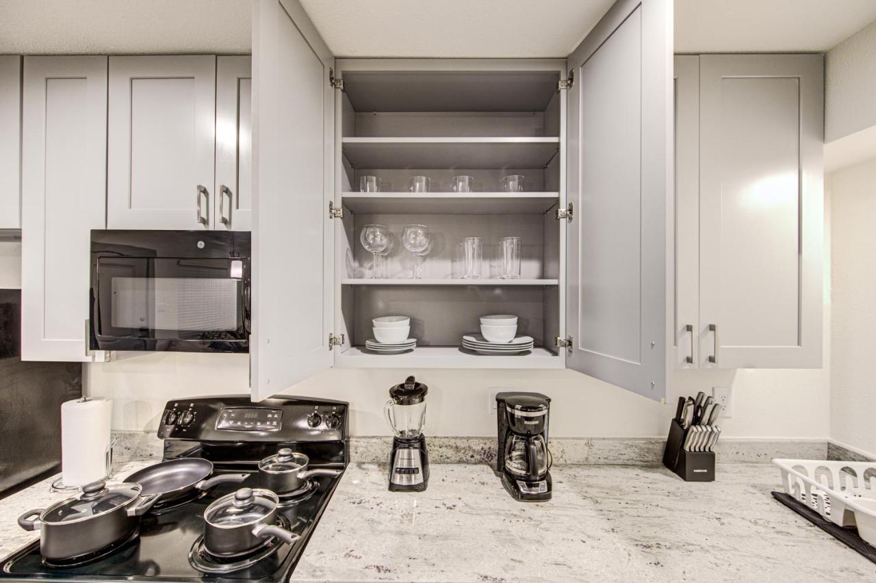 Trendy Midtown Apt, Walk To Shops & Sites, Pets Ok Houston Ngoại thất bức ảnh