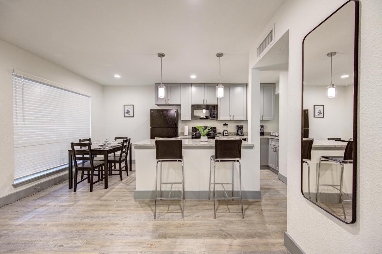 Trendy Midtown Apt, Walk To Shops & Sites, Pets Ok Houston Ngoại thất bức ảnh