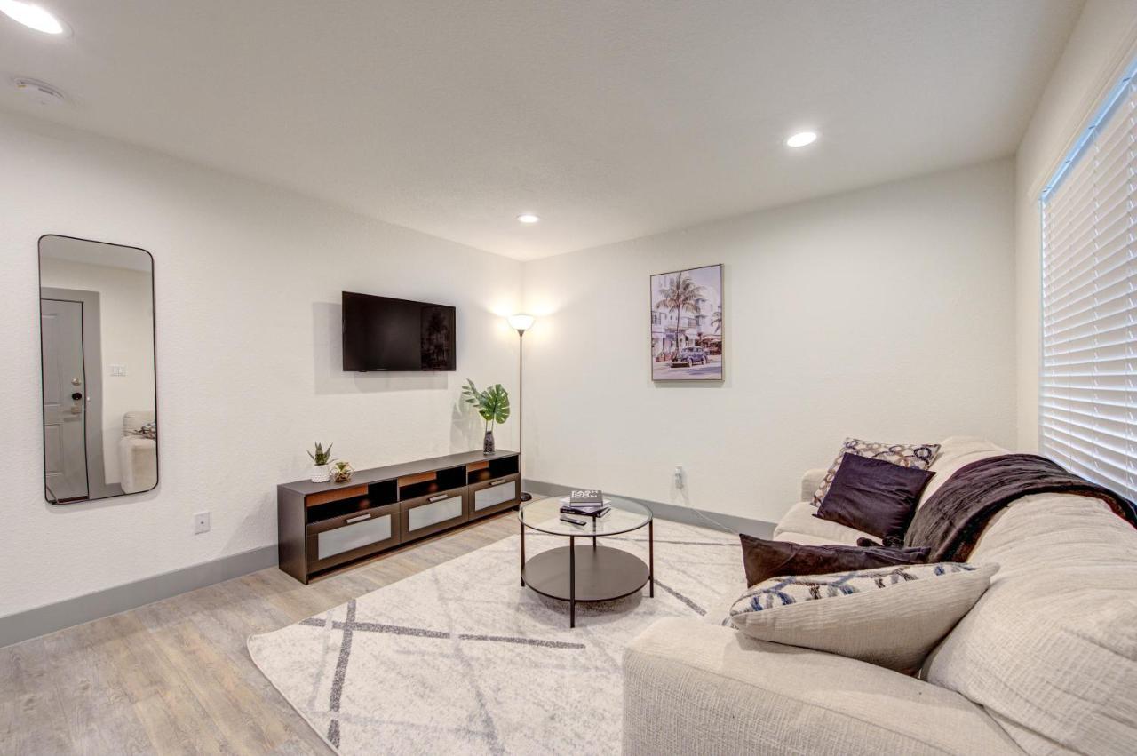 Trendy Midtown Apt, Walk To Shops & Sites, Pets Ok Houston Ngoại thất bức ảnh