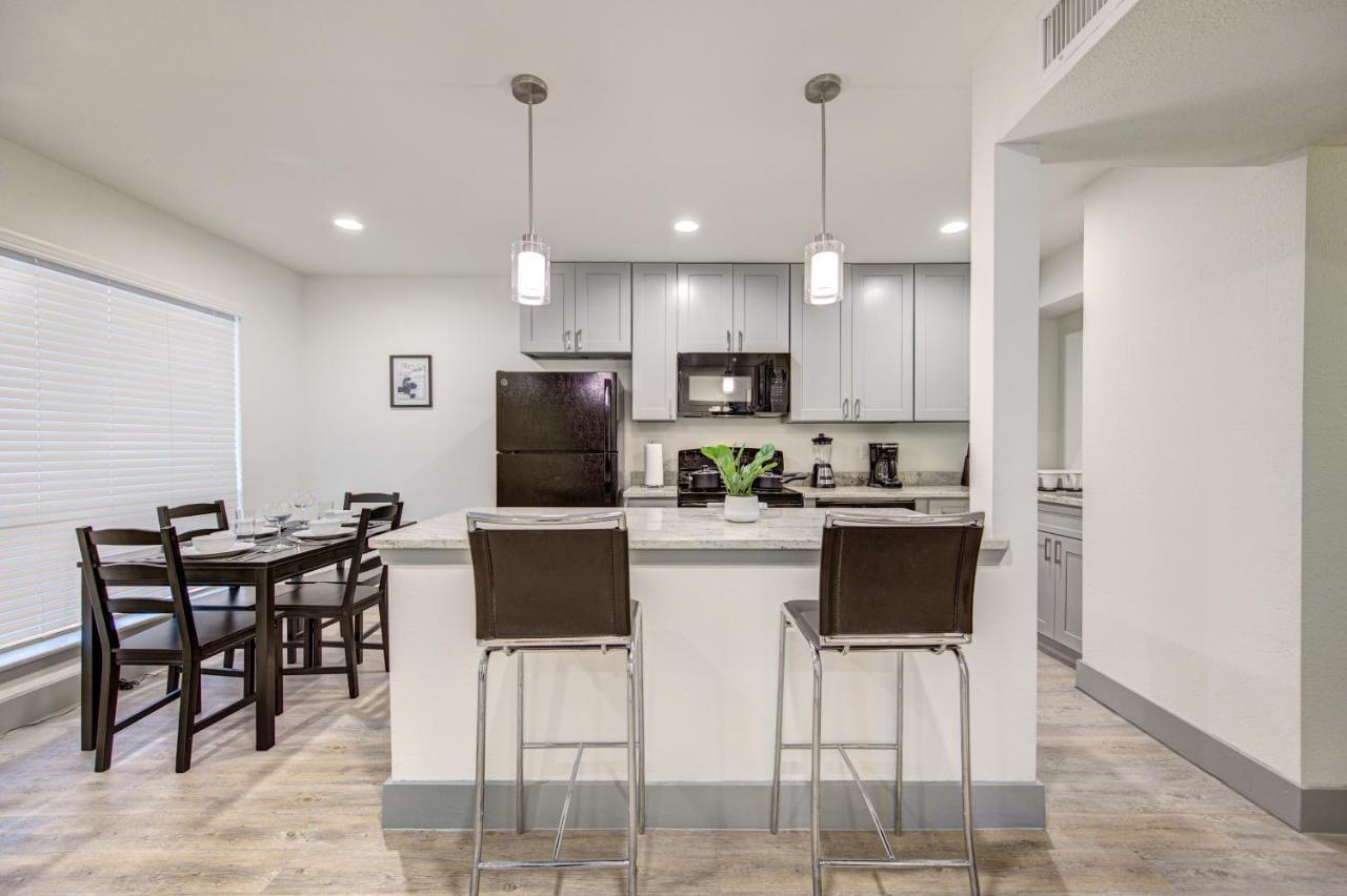 Trendy Midtown Apt, Walk To Shops & Sites, Pets Ok Houston Ngoại thất bức ảnh