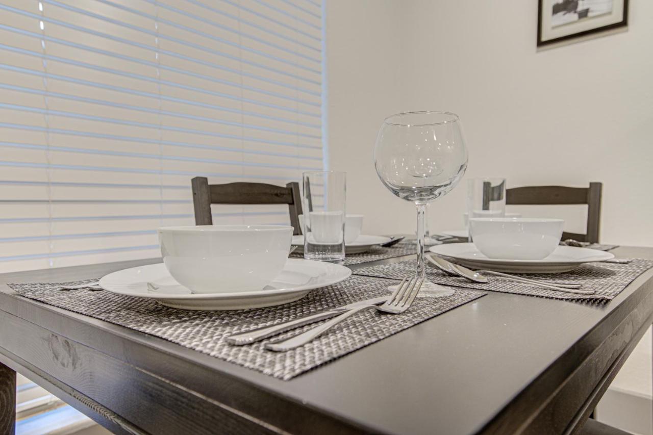 Trendy Midtown Apt, Walk To Shops & Sites, Pets Ok Houston Ngoại thất bức ảnh