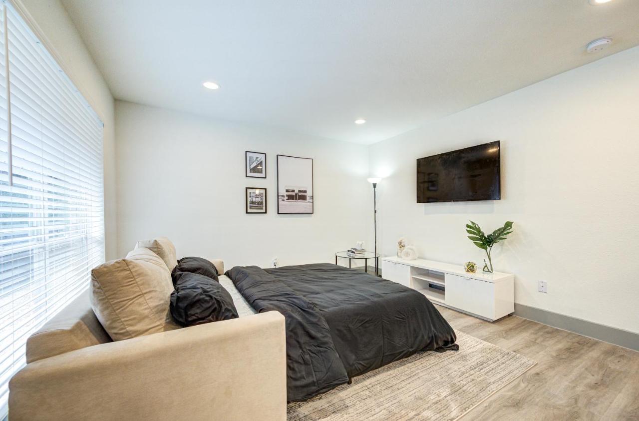 Trendy Midtown Apt, Walk To Shops & Sites, Pets Ok Houston Ngoại thất bức ảnh