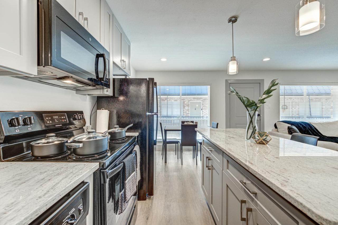 Trendy Midtown Apt, Walk To Shops & Sites, Pets Ok Houston Ngoại thất bức ảnh