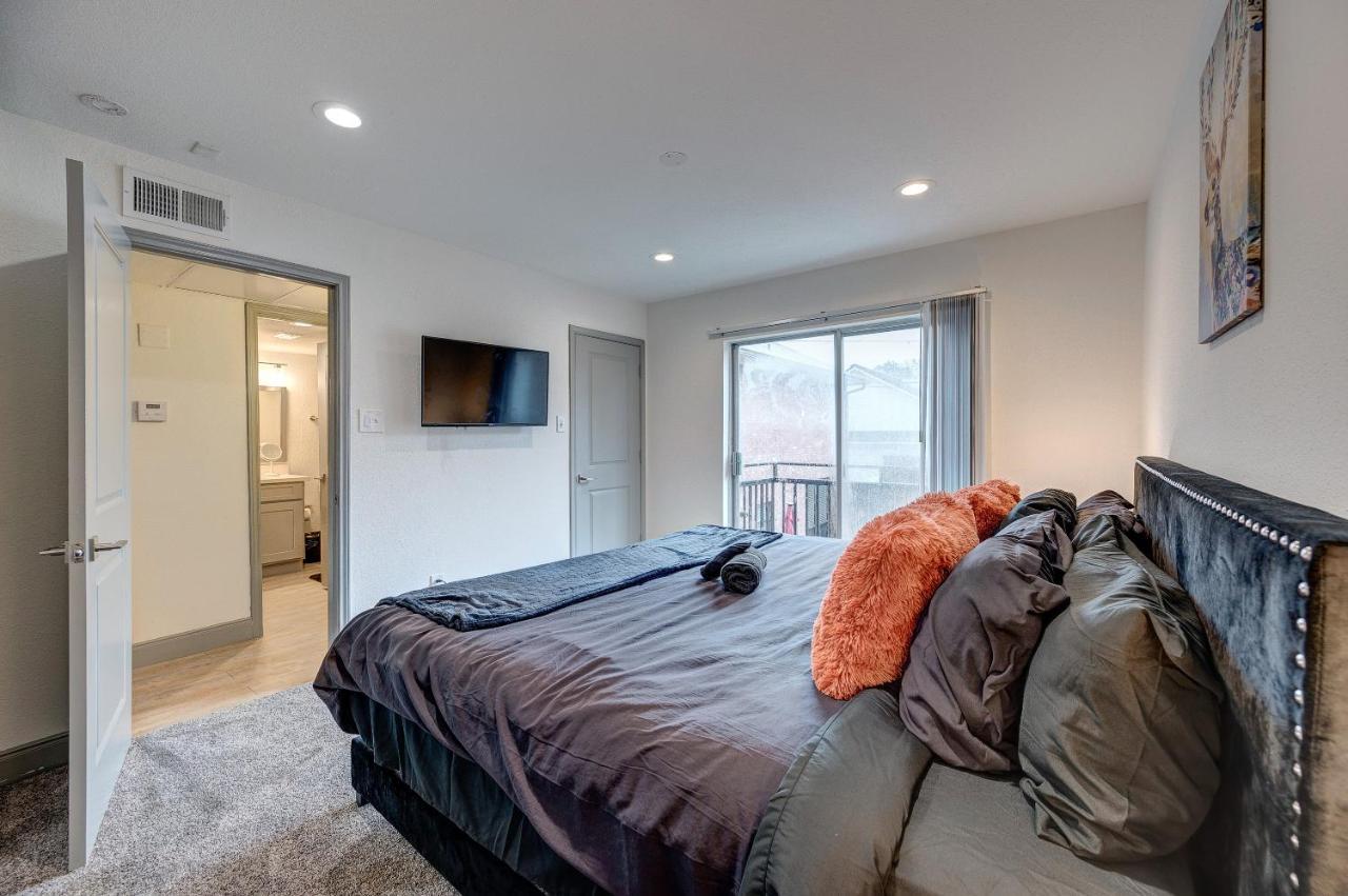 Trendy Midtown Apt, Walk To Shops & Sites, Pets Ok Houston Ngoại thất bức ảnh
