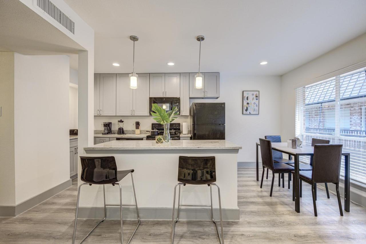 Trendy Midtown Apt, Walk To Shops & Sites, Pets Ok Houston Ngoại thất bức ảnh