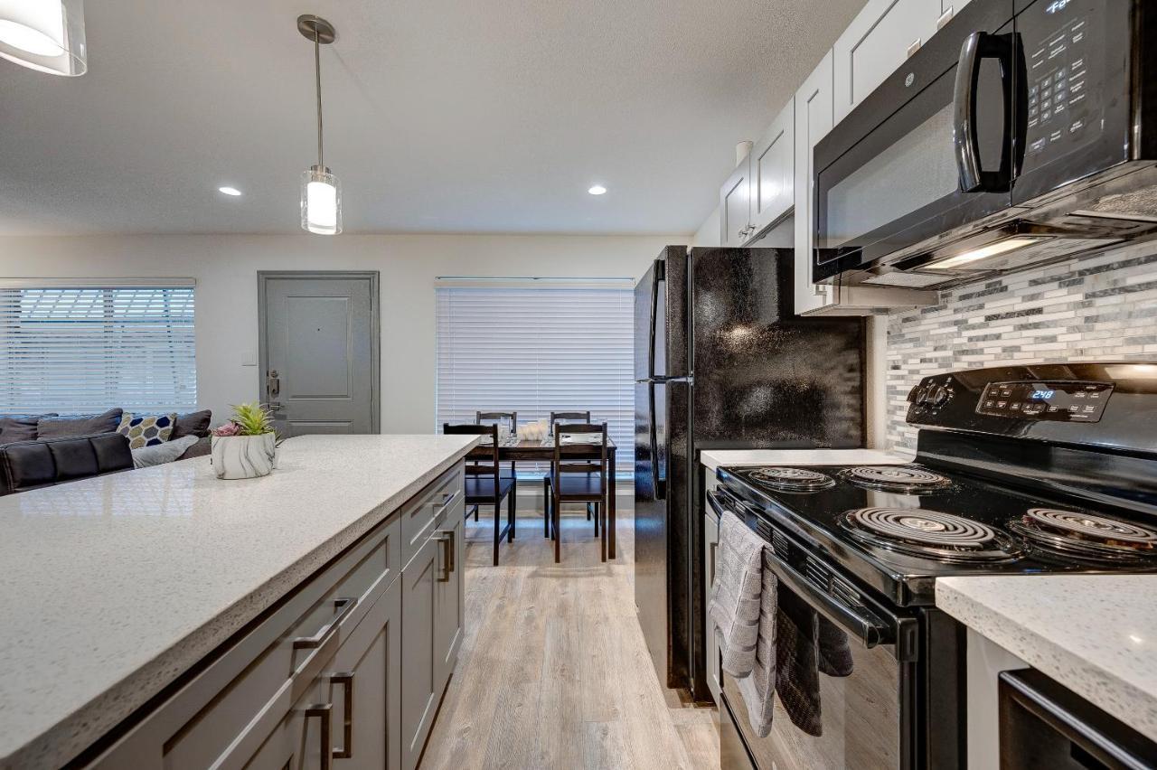 Trendy Midtown Apt, Walk To Shops & Sites, Pets Ok Houston Ngoại thất bức ảnh