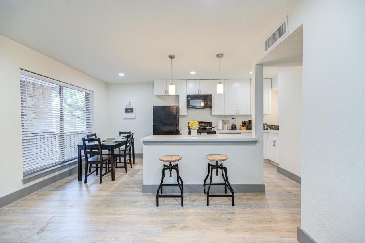 Trendy Midtown Apt, Walk To Shops & Sites, Pets Ok Houston Ngoại thất bức ảnh