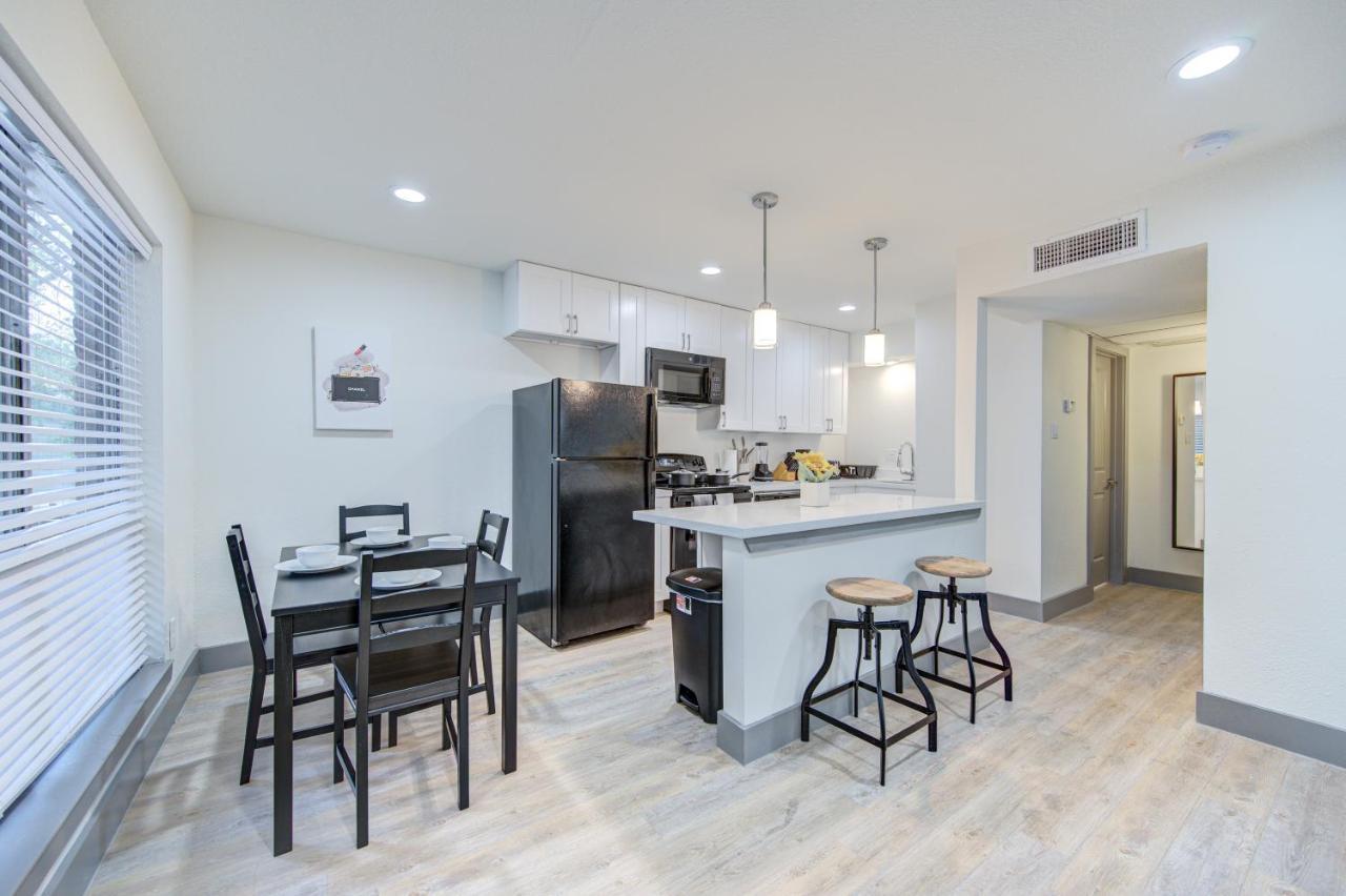 Trendy Midtown Apt, Walk To Shops & Sites, Pets Ok Houston Ngoại thất bức ảnh